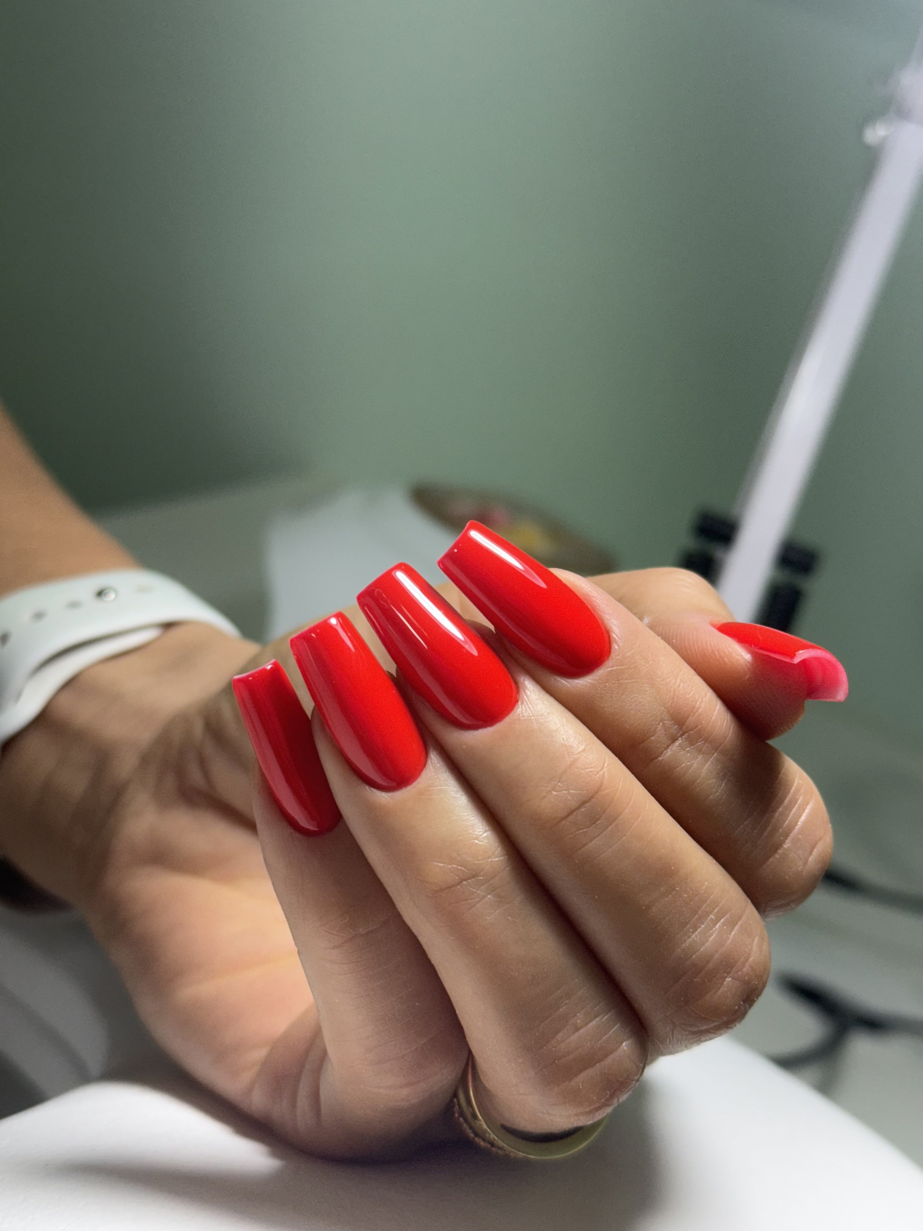 Acrílico + Manicure Combinada + esmaltação em gel